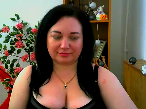 AmanaGi online show from March 8, 2026, 10:18 am