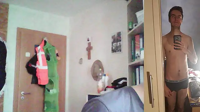 Chris23547 online show from January 15, 2026, 2:31 pm