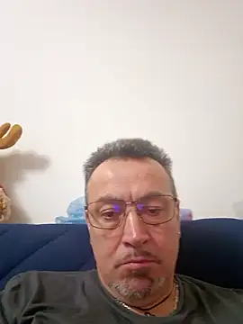 cazzo197 online show from October 14, 2025, 9:10 am