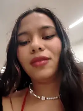 -Camila  online show from May 14, 2026, 12:29 am