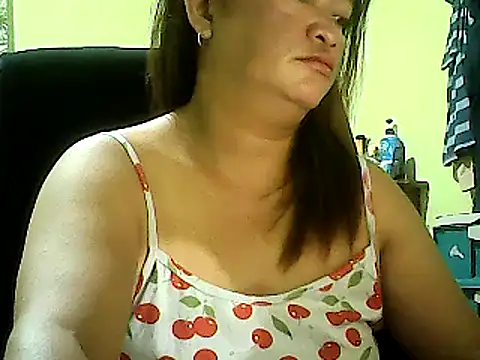 Snapshot of hott_scarlett chatting on March 12, 2025, 7:58 pm hott scarlett online show from March 12, 2025, 7:58 pm