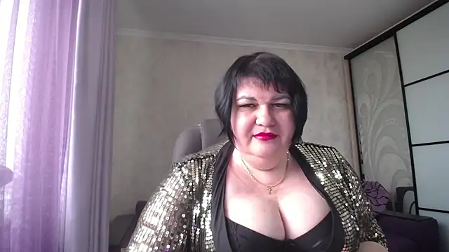 JuicyLady Di online show from March 5, 2025, 9:27 am