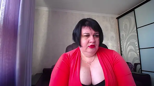 JuicyLady Di online show from November 16, 2025, 6:07 am