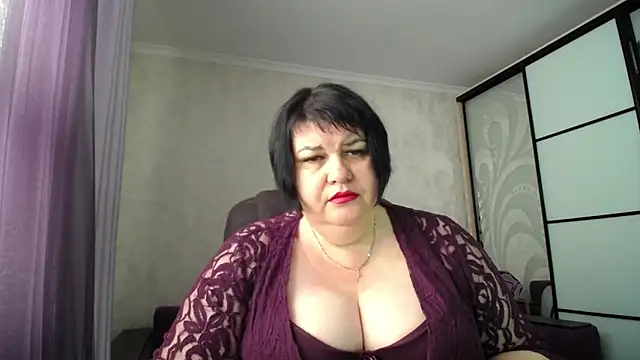 JuicyLady Di online show from September 24, 2025, 4:52 am