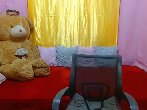 xxSexyBitch69xx online show from March 21, 2026, 11:03 am