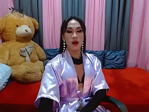 xxSexyBitch69xx online show from February 22, 2025, 8:40 am