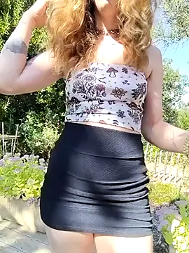 Snapshot of OnnaaH chatting on October 10, 2025, 12:06 pm OnnaaH online show from October 10, 2025, 12:06 pm