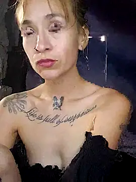fablob23 online show from June 2, 2026, 11:38 pm