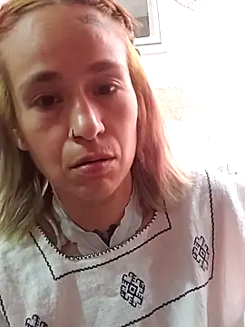 fablob23 online show from April 9, 2026, 4:57 pm