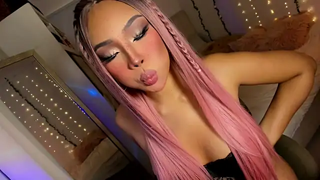 Snapshot of venusangelicxx chatting on October 2, 2025, 5:33 am venusangelicxx online show from October 2, 2025, 5:33 am