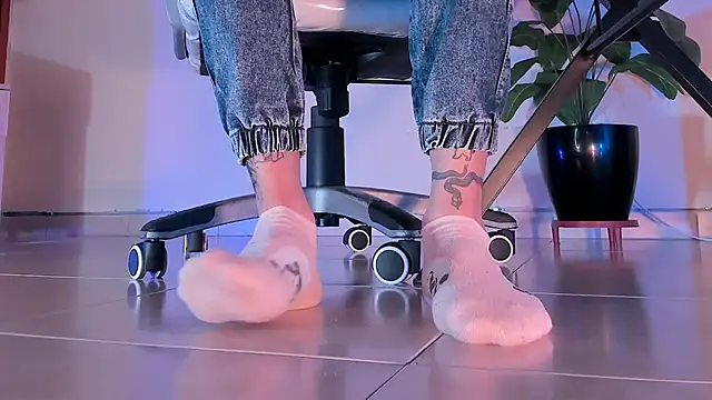 Snapshot of ArchieCollins chatting on September 19, 2025, 4:38 am ArchieCollins online show from September 19, 2025, 4:38 am