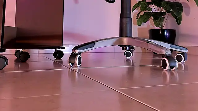 Snapshot of ArchieCollins chatting on October 5, 2025, 5:31 am ArchieCollins online show from October 5, 2025, 5:31 am