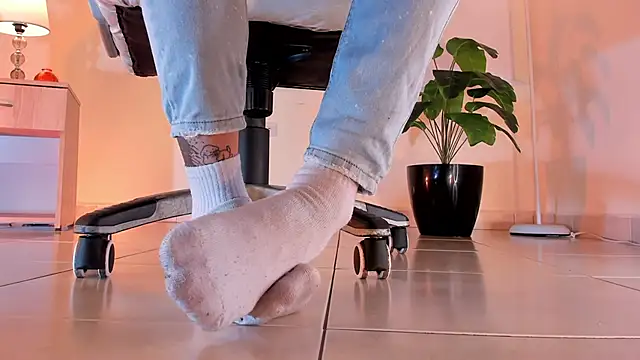 Snapshot of ArchieCollins chatting on October 14, 2025, 11:14 pm ArchieCollins online show from October 14, 2025, 11:14 pm