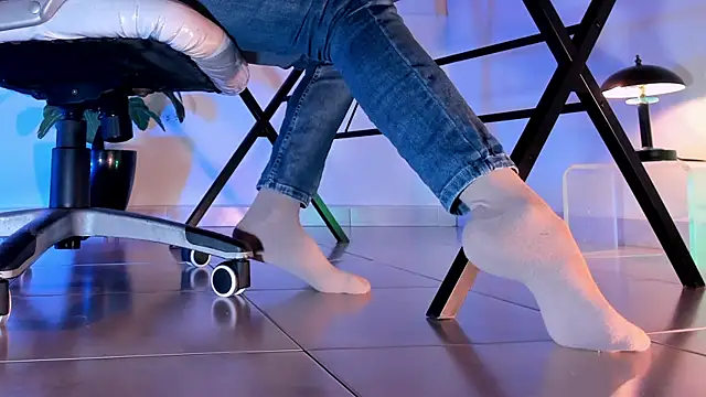 Snapshot of ArchieCollins chatting on October 4, 2025, 4:58 am ArchieCollins online show from October 4, 2025, 4:58 am