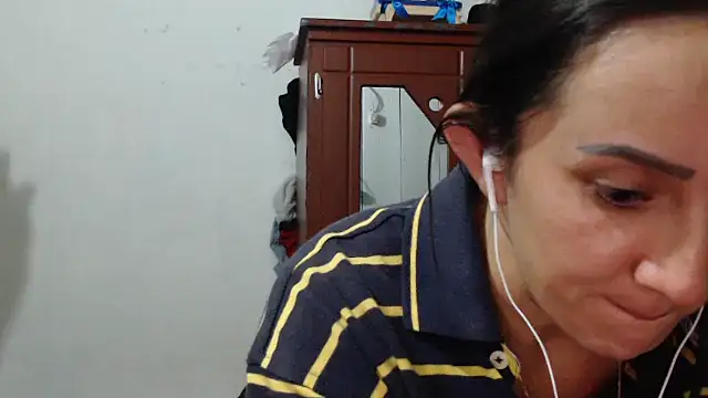 Snapshot of DeepAnal07 chatting on October 26, 2025, 4:35 am DeepAnal07 online show from October 26, 2025, 4:35 am