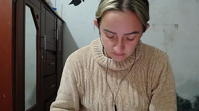 Snapshot of DeepAnal07 chatting on February 8, 2026, 4:21 am DeepAnal07 online show from February 8, 2026, 4:21 am