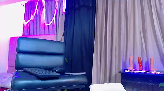 Snapshot of Hotgiirl_1 chatting on March 9, 2025, 4:38 am Hotgiirl 1 online show from March 9, 2025, 4:38 am