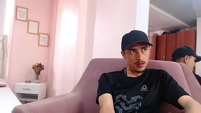 ryan maxy online show from February 6, 2025, 4:36 pm