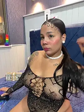 EmilyQueen3x online show from February 22, 2025, 5:13 pm
