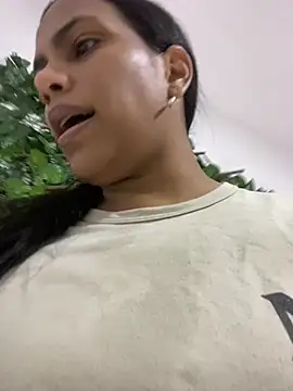 ArielleMillerr online show from February 7, 2025, 5:51 pm