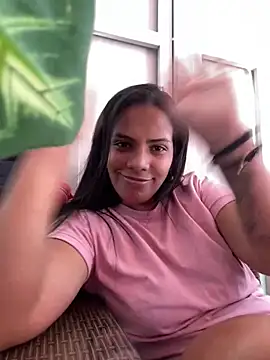 ArielleMillerr online show from January 23, 2025, 6:35 pm