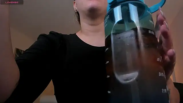 MartinnaBonnet online show from February 11, 2025, 10:47 am