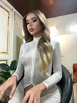 Elizabeth Arden online show from October 25, 2025, 10:21 pm