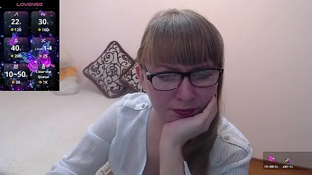 Snapshot of MargotLot chatting on January 16, 2025, 7:17 am MargotLot online show from January 16, 2025, 7:17 am