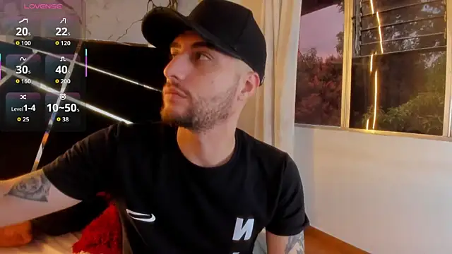 Snapshot of Pleasure_Vibes23 chatting on September 26, 2025, 9:32 pm Pleasure Vibes23 online show from September 26, 2025, 9:32 pm