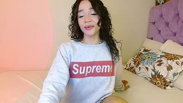 Snapshot of kiarablue chatting on September 12, 2025, 1:50 am kiarablue online show from September 12, 2025, 1:50 am