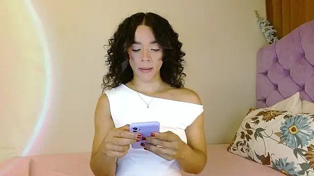 kiarablue online show from March 28, 2026, 4:13 am