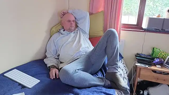 DaddyCumBumZA online show from June 7, 2026, 12:32 pm