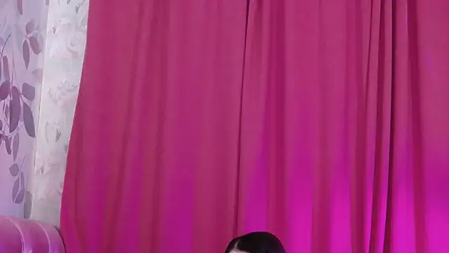 IVYDEAN online show from October 3, 2025, 5:42 am