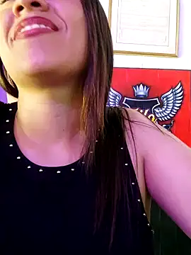 Nanybaker95 online show from December 1, 2024, 8:36 pm
