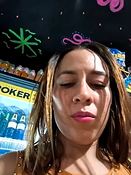 Nanybaker95 online show from November 28, 2025, 12:55 am