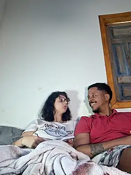 Snapshot of myamillor chatting on November 12, 2025, 2:54 pm myamillor online show from November 12, 2025, 2:54 pm