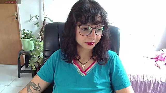 Snapshot of myamillor chatting on November 26, 2025, 3:34 pm myamillor online show from November 26, 2025, 3:34 pm