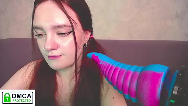 Alyssa   Scarlet online show from November 12, 2025, 8:29 am