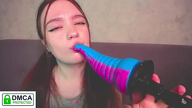 Alyssa   Scarlet online show from December 5, 2025, 2:54 am