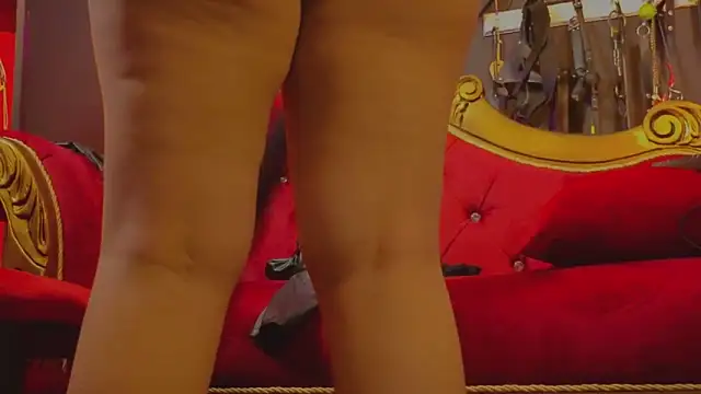 Snapshot of PerlaDivaio chatting on September 30, 2025, 2:34 pm PerlaDivaio online show from September 30, 2025, 2:34 pm