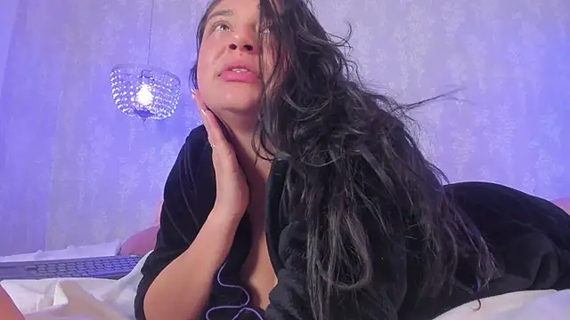 Snapshot of dayra_angels chatting on June 15, 2026, 9:14 pm dayra angels online show from June 15, 2026, 9:14 pm