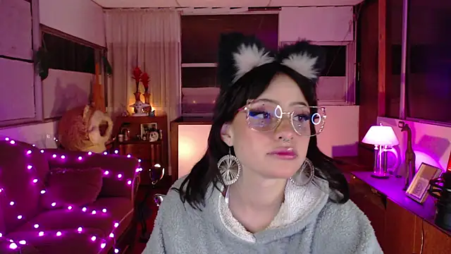 Aquamarinebubble online show from October 29, 2025, 2:32 am