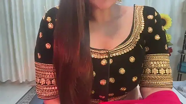 mahimagicdoll DESI online show from February 16, 2025, 6:21 pm