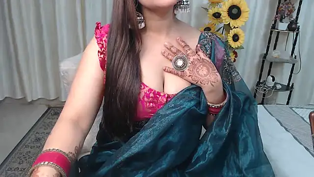 mahimagicdoll DESI online show from February 6, 2025, 11:53 am
