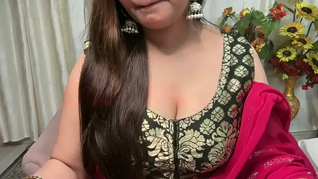 mahimagicdoll DESI online show from February 23, 2025, 5:50 pm