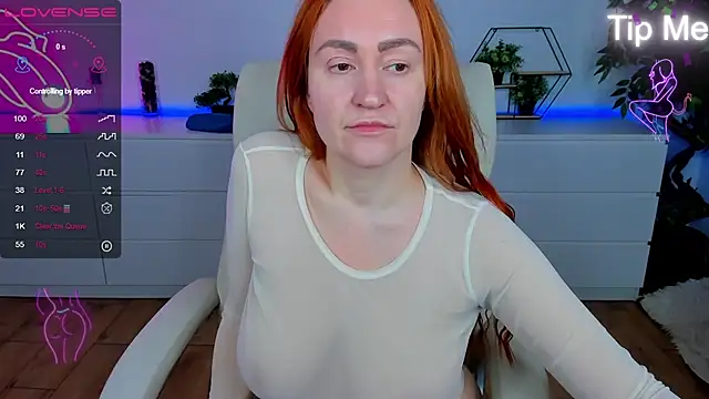 Kamilla Hot online show from November 6, 2025, 6:28 am