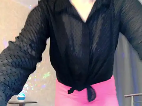 elenaza online show from February 14, 2026, 2:17 pm