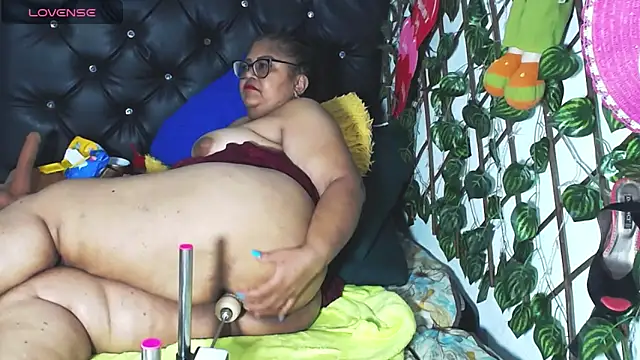 Snapshot of mature_beautiful chatting on March 11, 2025, 8:42 pm mature beautiful online show from March 11, 2025, 8:42 pm