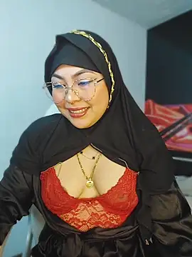 Hana    online show from April 9, 2026, 11:33 pm