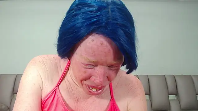 Snapshot of Kittywhiteass chatting on September 29, 2025, 12:50 am Kittywhiteass online show from September 29, 2025, 12:50 am